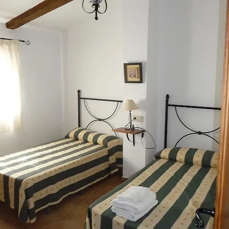 Casas La Piedra De * Tiscar
