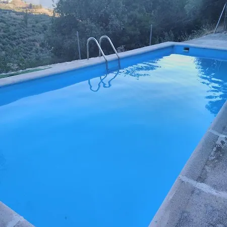 Casas La Piedra De Tiscar